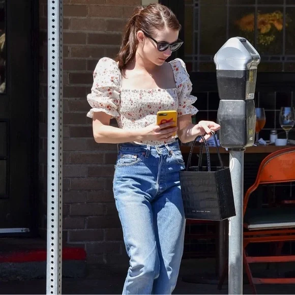 Reformation ‘Clementine’ Floral Print Smocked Puff Sleeve Linen Top - Picture 2 of 7